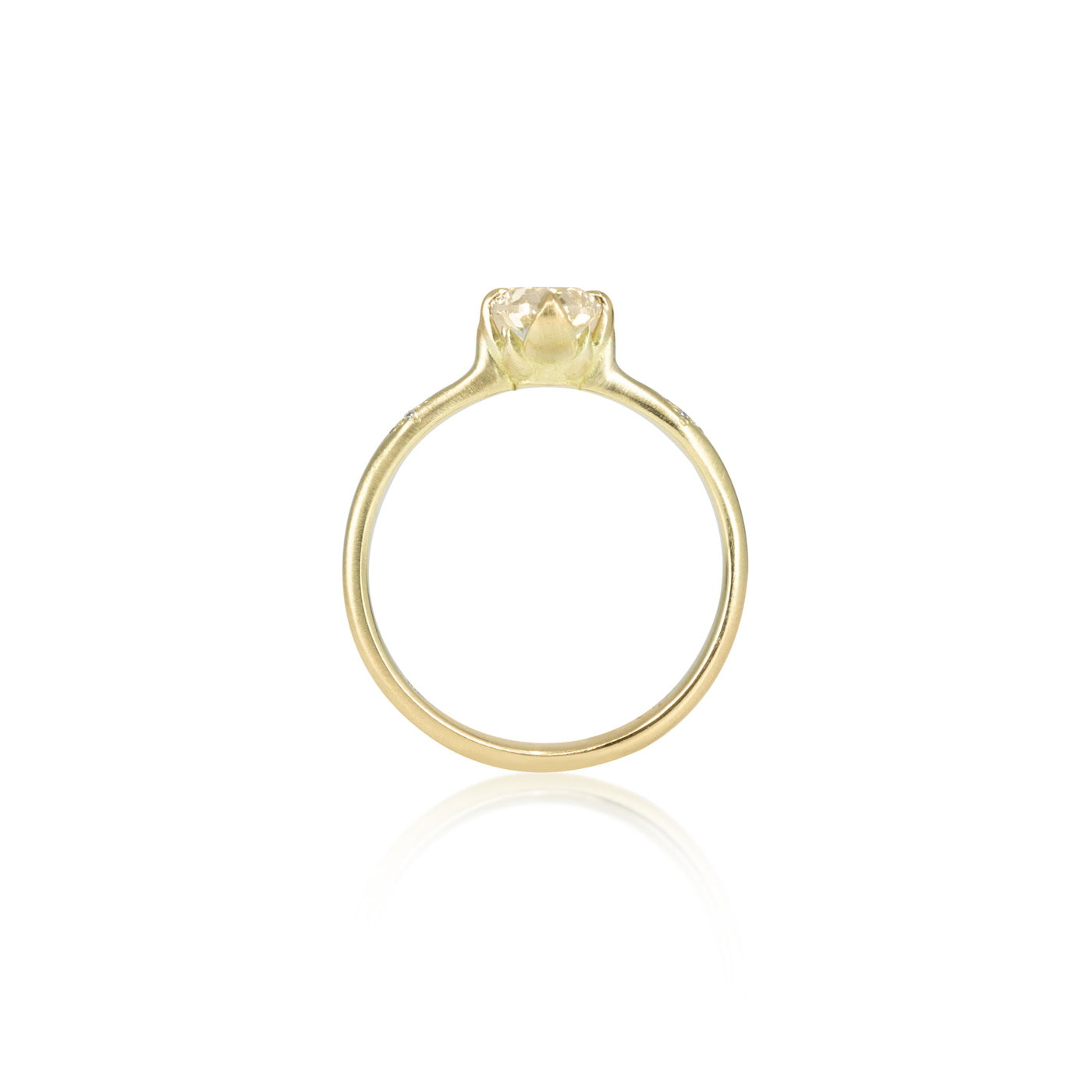 Oval Rosebud Ring