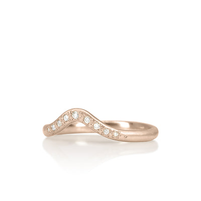 Curved Nesting Band in Gold