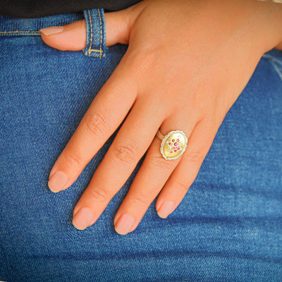 Oval Scallop Edge Ring